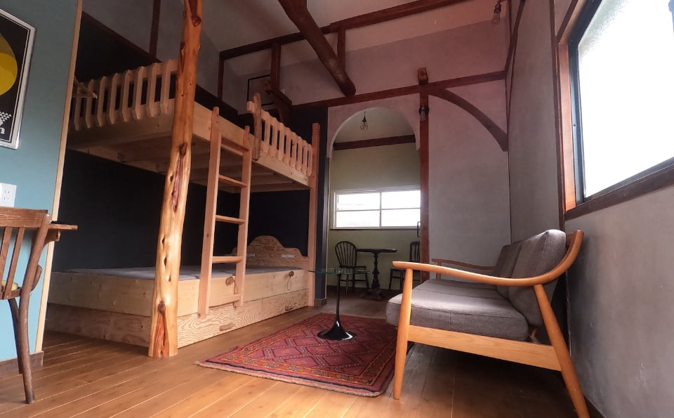 Traditional Apartment洋室